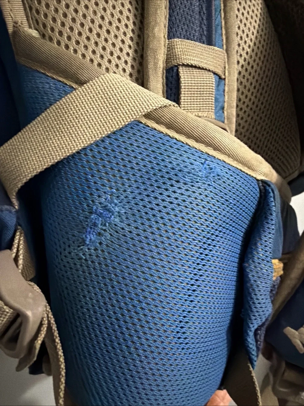 Gregory Z40 Hiking Backpack for Camping Outdoors Scouting, hiking, used